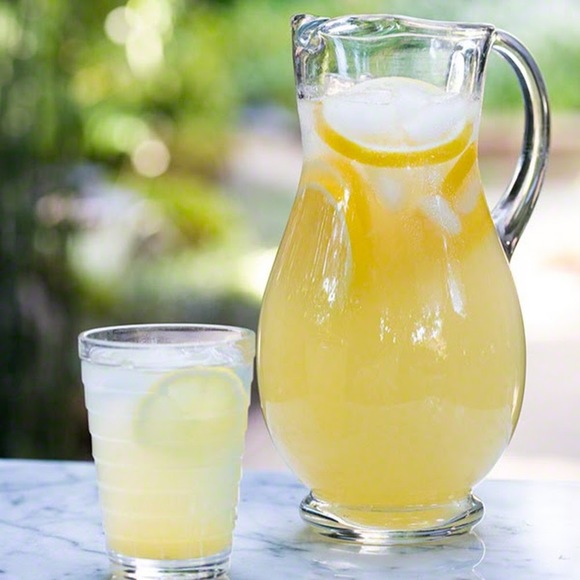 Meet your Posher, April - Picture 1 of 1